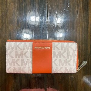 Michael Kors wallet